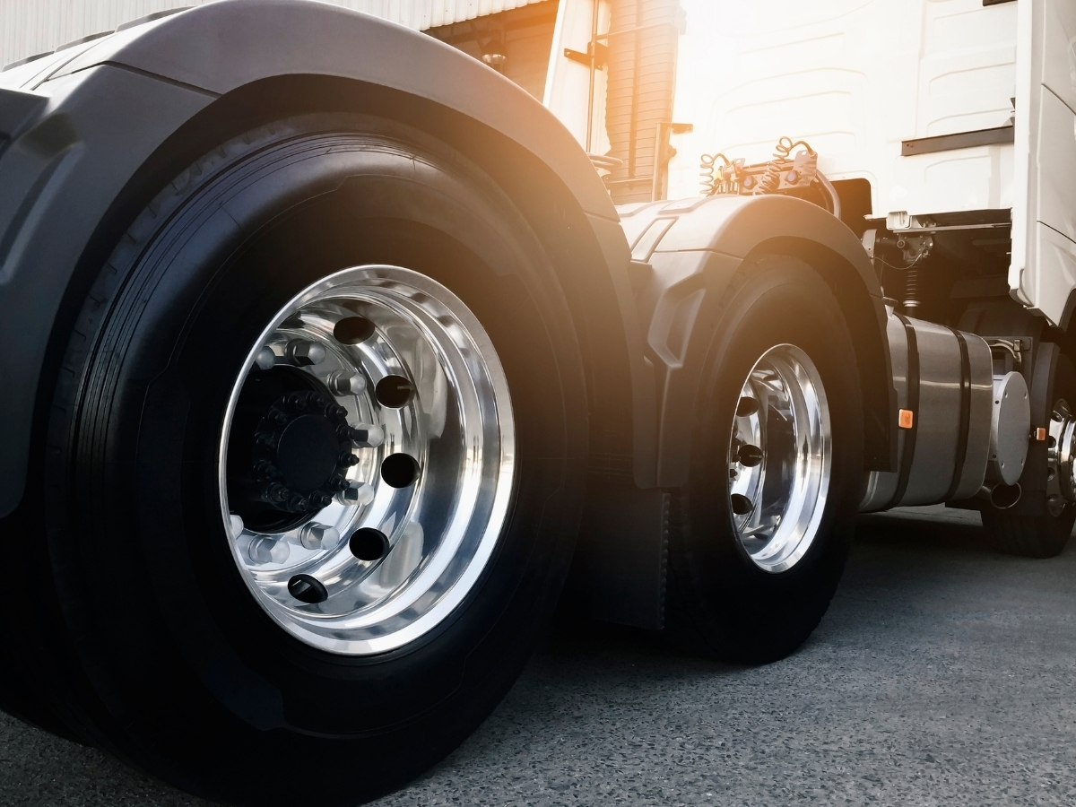 expedited freight image