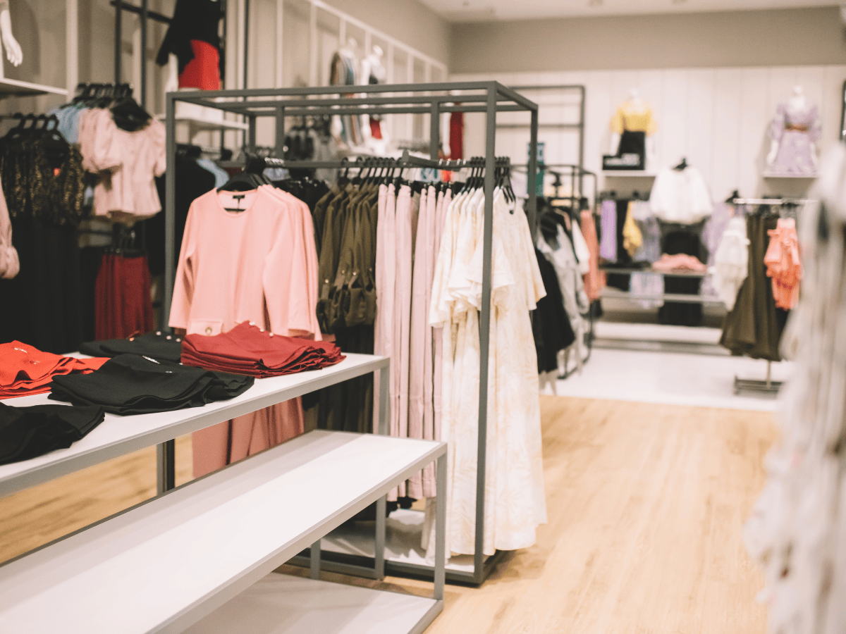 retail Online Retail Store